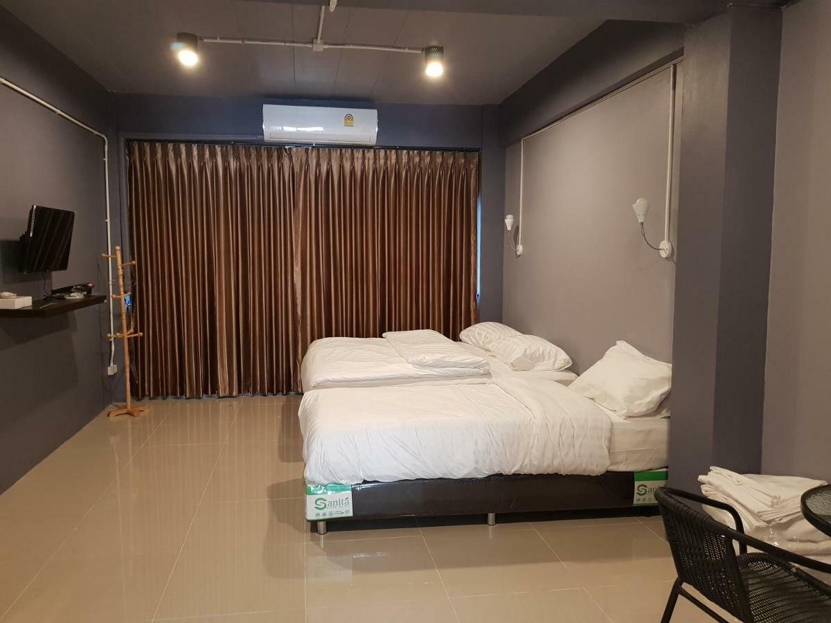 Sleepcatshostel Bangkok Exterior photo
